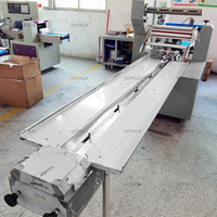 Machine d'emballage de bonbons, Emballeuse automatique de type oreiller pour chocolats, sucettes et snacks aux dattes, Équipement de flow-package servo-contrôlé