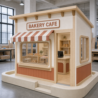 Équipement de divertissement intérieur commercial : Maison de jeu de rôle Boulangerie-Café avec auvent rayé pour centres d'activités préscolaires