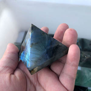 Pirâmide cristal natural de quartzo, todos os tipos de pirâmide canto - Product Image 4