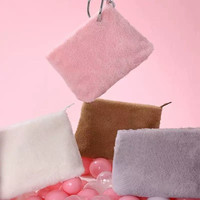 Mignon floue pour étui cosmétique rose doux fausse fourrure coeur breloque fermeture éclair pochette Portable pour maquillage stockage voyage pour trousse de toilette