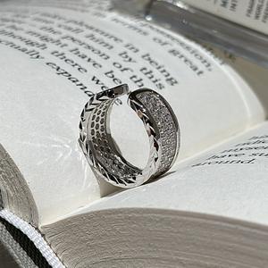 แหวนเงินแท้ S925 ประดับเพชรซิคอน ดีไซน์เฉพาะตัว สไตล์วินเทจ หรูหราเบาๆ แบบเปิดกว้าง ฝังเพชรแบบ Eternity - Product Image 4