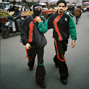 Setelan Olahraga Pria Bahan Nylon Ringan Gaya Streetwear Retro 80an 90an dengan Patchwork Sepak Bola Kustom - Product Image 3