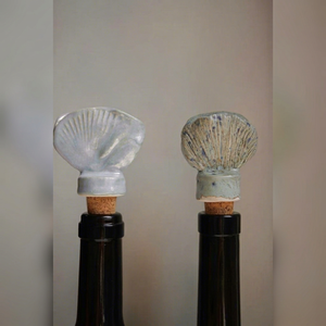 Bouchon de bouteille de vin en céramique personnalisé avec bouchon en liège, fait main, décoratif, réutilisable, pour bouteilles de vin, de champagne, de liqueur et pour le bar - Product Image 1