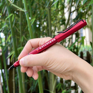 Высококачественная рекламная акция, персонализированный логотип 0,5 мм, ширина для письма, блестящие гелевые чернила, пластиковая черная шариковая ручка - Product Image 4