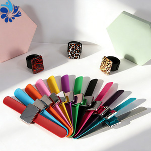 Pulseras Magnéticas de Silicona con Forma de Corazón y Rectangulares para Peluquería, Promocionales - Product Image 5