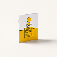 Impression de brochures et catalogues sur mesure avec finition brillante et options de marquage à chaud