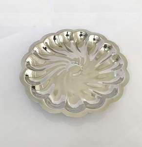 Bandeja Moderna de Acero Inoxidable con Acabado Brillante para Servir Frutos Secos, Aperitivos, Cena, Bandeja Ondulada para Cocina, Sala de Estar, Vajilla - Product Image 4