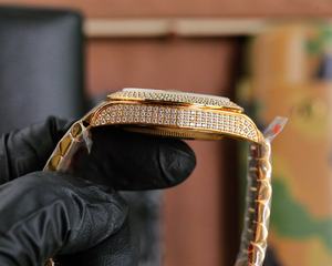 Cristal de Reloj de Zafiro con Incrustaciones de Diamantes Exclusivo para los ricos. Reloj Mecánico. - Product Image 4