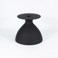 Table d'appoint ronde en placage de bois MDF, piétement en fer noir mat en forme d'ampoule, table basse