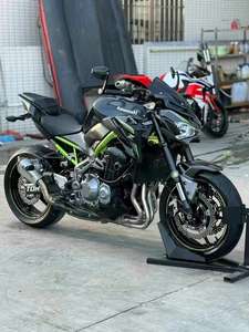 Moto <span class=keywords><strong>Kawasaki</strong></span> Z900 d'occasion <span class=keywords><strong>2018</strong></span>, moto sportive, état premium - Product Image 2