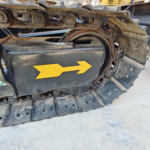 Mini-pelle Caterpillar 310 d'occasion de 10 tonnes en excellent état de fonctionnement pour travaux de terrassement et de démolition sur sites étroits - Product Image 6