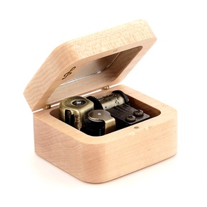 Wholesale custom wooden music box DIY carved musical note small wooden box creative gift