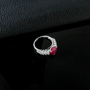 Exquisito Anillo de Plata de Ley S925 con Rubí - Product Image 4