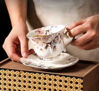 Service à thé en porcelaine fine plaqué or style élégance européenne, motif rose bleue vintage - Tasses et soucoupes sans BPA, compatibles lave-vaisselle