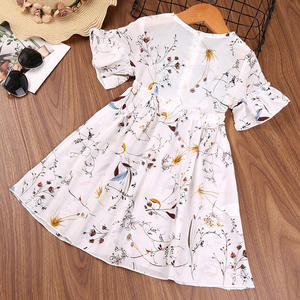 Vestidos de Niña para Fiestas Infantiles, Estilo Princesa Blanca, Estampado de Flores Frescas, Poliéster - Product Image 2