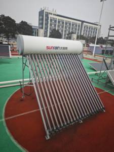 Chauffe-<span class=keywords><strong>eau</strong></span> solaire à tube sous vide en borosilicate haute efficacité Sunrain, certifié CE ISO, réservoir en acier inoxydable 304, chauffage rapide pour la maison/l'hôtel - Product Image 2