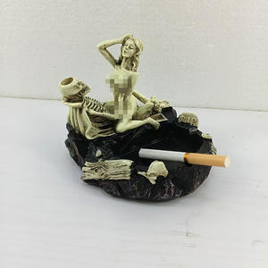 Cenicero de Poliresina, Cenicero de Cigarros con Diseño Gótico de Muerte y Amor, Cenicero de Calavera para Halloween, Cenicero Sexy para Hombre, Cenicero para Padre, Novio, Dama - Product Image 2