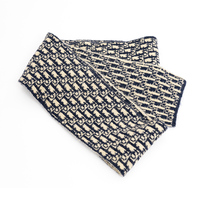 Nouveau design personnalisé tissu acrylique écharpes d'hiver grosses écharpes tricotées vente en gros