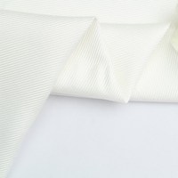 Nouvelle collection Automne-Hiver 2026 : Tissu Georgette uni de luxe, 51% Acétate, 49% Rayonne, Doux comme la Soie, Blanc, Écologique, Tissé pour Femmes, Filles et Garçons