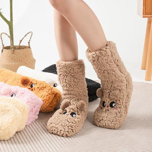 Calcetines de suelo cálidos de otoño e invierno para mujer, gran grosor, terciopelo de cordero, forro polar, longitud de tripulación para uso doméstico - Product Image 3