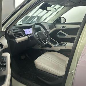 USD 2025 BYD YUAN UP 401KM BEYOND EDITION SUV de 5 Puertas y 5 Asientos, Eléctrico Puro, Equipamiento Completo, 2WD para Uso Personal, Rosa sobre Blanco - Product Image 5