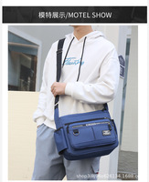 Sac à dos grande capacité pour homme - Sac à bandoulière, résistant à l'eau avec plusieurs poches, pour affaires et usage quotidien.