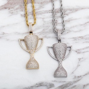 Joyería Hiphop para hombre, collar con colgante de trofeo helado de piedra CZ 3A con logotipo personalizado, opciones de cuerda y cadena - Product Image 2