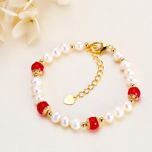 Bracelet en perles d'eau douce de style rétro, simplicité exquise pour femmes, design de luxe léger avec une élégance raffinée - Product Image 2