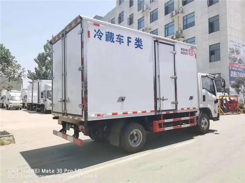 KAYUN 4.2m 냉장 트럭 사용자 정의 절연 트럭 수송 야채와 과일 냉장 트럭