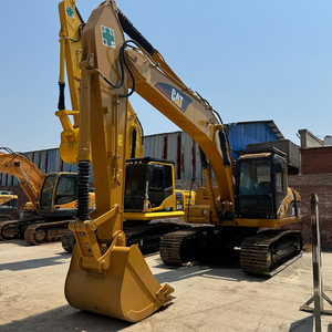 Excavatrice sur chenilles d'occasion CAT320C d'origine japonaise, en bon état, moteur et composants principaux du système de transmission, modèle 2018, poids opérationnel de 20 tonnes - Product Image 2