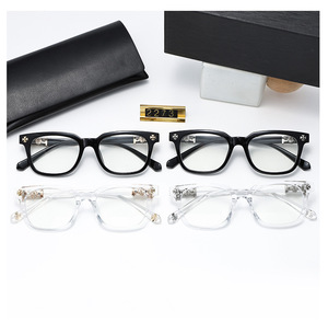 Lunettes Optiques Anti-Lumière Bleue Classiques Charme Heart 2026 de Haute Qualité 2273 Nouveaux Modèles Hommes Femmes Montures Carrées Légères Verres PC - Product Image 1