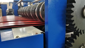 Machine de découpe automatique à grande vitesse pour bobines métalliques en acier - Product Image 2