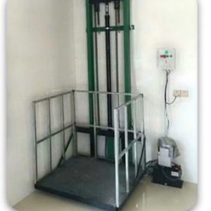 ลิฟต์ขนส่งสินค้าขนาดเล็ก OEM แบบป้องกันการบีบอัด ป้องกันการตก แพลตฟอร์มยกของ รับน้ำหนักได้ 500 กก. ควบคุมระยะไกล รุ่น SJ-HT Elevator Raisi - Product Image 2