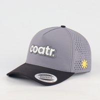 Casquette de baseball en polyester 5 panneaux de qualité supérieure, imperméable, avec logo personnalisé en patch PVC bicolore découpé au laser, idéale pour le golf et les activités de plein air