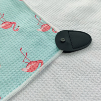 Serviette de golf Wuxi Ivy à faible MOQ, en microfibre, sublimée, gaufrée, avec aimant, ensemble de deux pièces