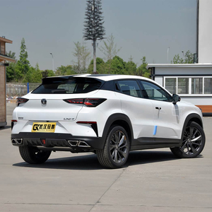 Autos Usados en Oferta, <span class=keywords><strong>Changan</strong></span> <span class=keywords><strong>UNI</strong></span>-<span class=keywords><strong>T</strong></span> SUV, Interior Claro, Alto Rendimiento, Turbo Automático, Volante a la Izquierda, Asientos de Cuero, R16, China - Product Image 6