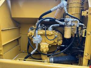 Excavadora Hidráulica de Cadenas Cat 320CL de Segunda Mano |   20 Toneladas |   Origen Japón |   Listo para Trabajos de Construcción - Product Image 2