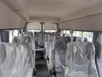 Meilleures ventes : Mini-bus d'occasion, prix attractif, conduite à gauche, 17 places, bus de transport de passagers et autocars d'occasion avec moteur diesel 2.8 T à vendre
