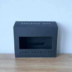 Cajas de Cartón Negro Recicladas Plegables Personalizadas con Ventana Transparente para Tostadores de Café y Empaquetado de Alimentos - Product Image 1