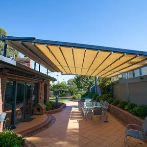 聚氯乙烯防晒电动无线防水可伸缩花园屋顶遮阳篷