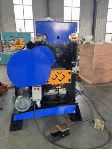 Machine combinée de poinçonnage et de cisaillement mécanique à 5 postes pour le travail du métal, fabriquée en Chine - Product Image 2