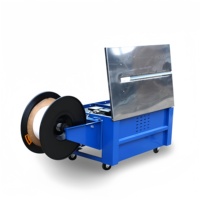 Machine de cerclage semi-automatique 006 à table basse, cycle rapide 1,5 seconde, cerclage de cartons et de colis avec bande PP