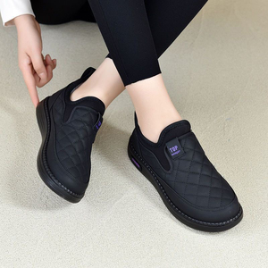 Scarpe Invernali Leggere e Impermeabili da Donna, Stivali alla Caviglia Caldi con Fodera in Peluche, Slip-On per Anziane e Mamme, Stile da Passeggio, Stivali da Neve - Product Image 2