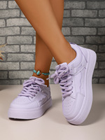 Zapatillas de plataforma onduladas para mujer con logo personalizado OEM ODM, cordones gruesos de cuero PU, estilo casual y lindas para uso diario.