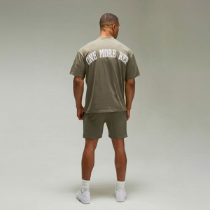 Conjunto de Camiseta y Pantalones Cortos Oversize Color Caqui, Estilo Deportivo Básico para Hombre - Product Image 1