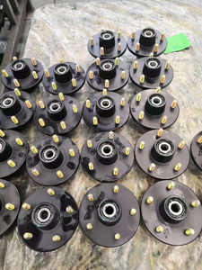 Moyeux de remorque de haute qualité 10 pouces Airui 5 boulons moyeu paresseux de roue LM <span class=keywords><strong>Kit</strong></span> de roulement complet pour remorque de bateau/déménageur <span class=keywords><strong>caravane</strong></span> camping-car - Product Image 2