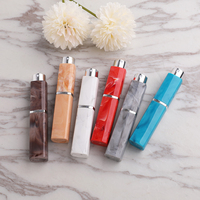 Flacon pulvérisateur atomiseur réutilisable avec bouchon torsadé, motif unique, en plastique personnalisé, portable, pour recharge de parfum et distributeur d'huile