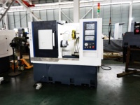 Tour de lit linéaire incliné Cnc 8 station, machine automatique, prix d'usine, centre de tournage de haute précision