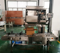 Machine d'emballage entièrement automatique pour noix de cajou mélangées, remplissage par poids dans des cartons en papier pour aliments secs, 5kg 10kg 15kg 20kg