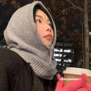 Pasamontañas de lana de oveja 100% de gama alta australiana para mujer, logotipo bordado de Color sólido, gorro de punto con protección auditiva para deportes de invierno - Product Image 1